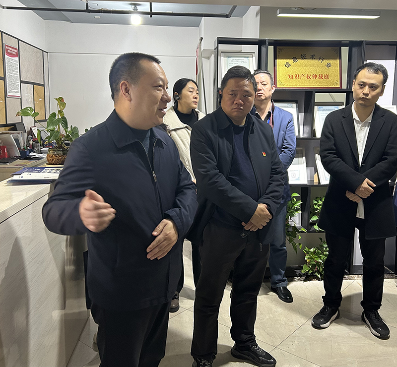 1763517142309611.jpg 3.jpg